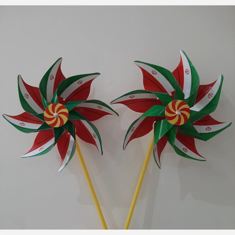 فروش عمده فرفره گلاسه طرح پرچم(60عددی)